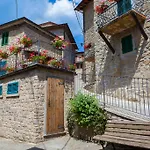 Il Borgo Dei Corsi - Charming In Tuscany *